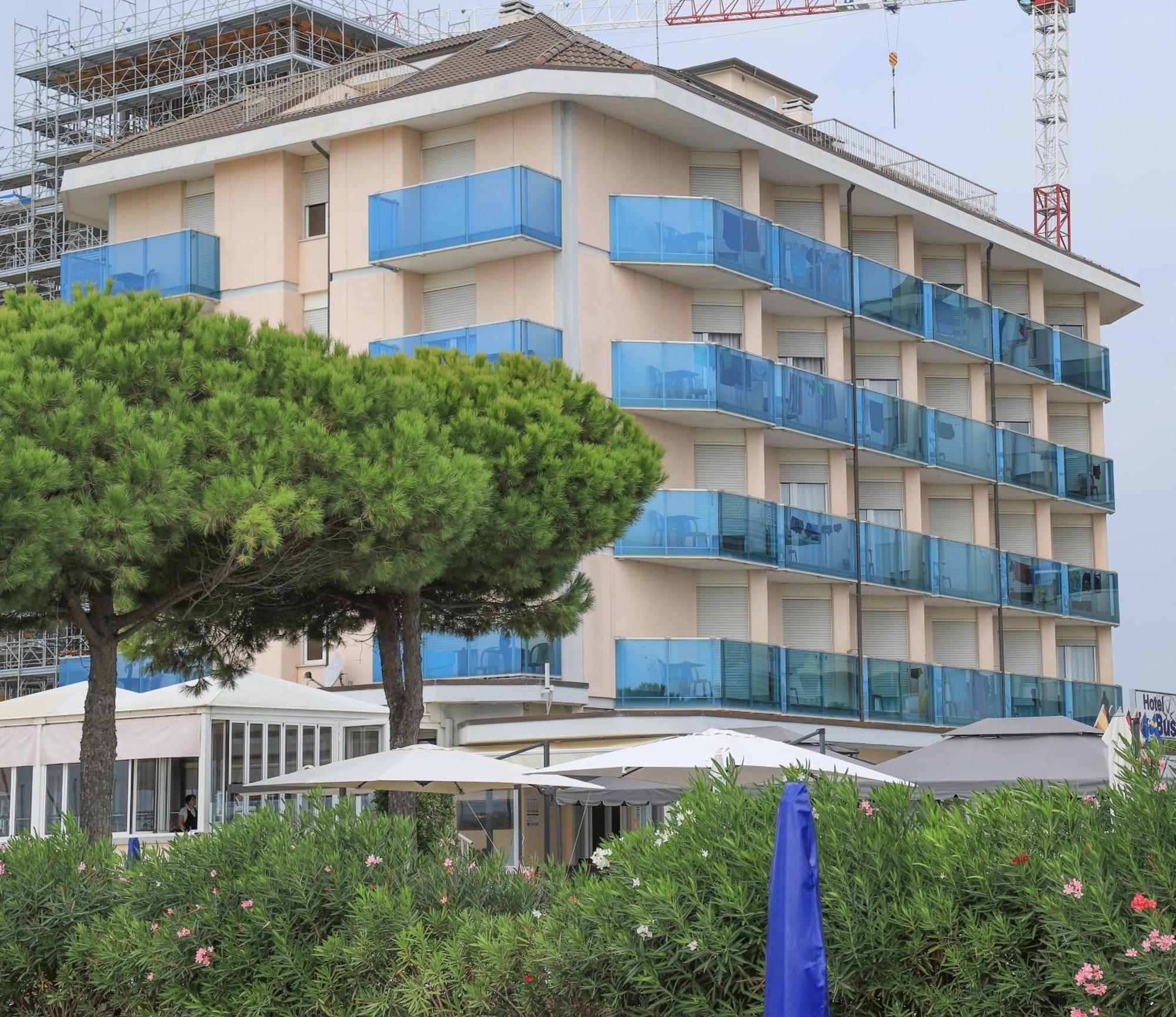 Hotel La Bussola Jesolo Extérieur photo