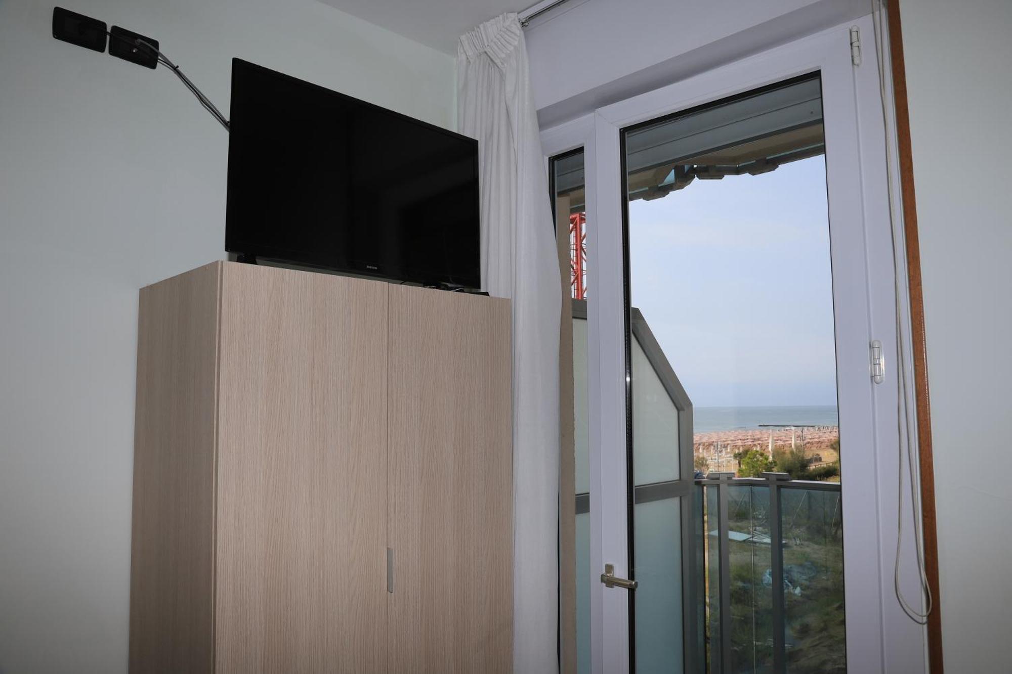 Hotel La Bussola Jesolo Extérieur photo
