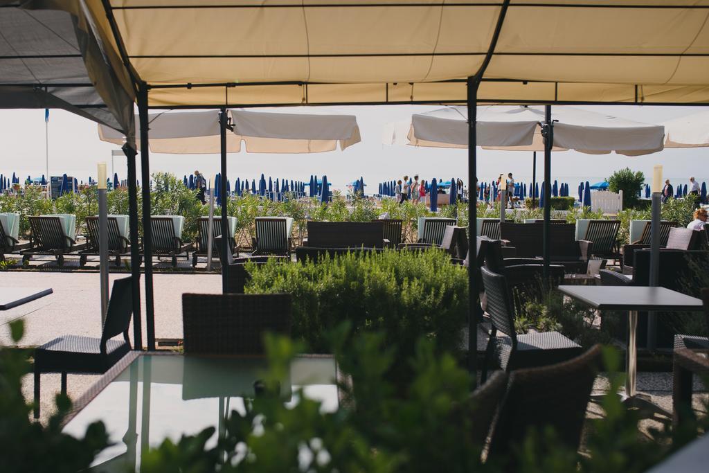 Hotel La Bussola Jesolo Extérieur photo